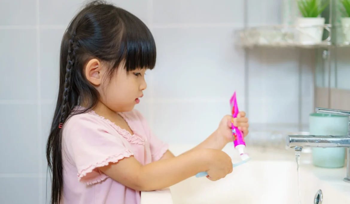 -ve-sinh-rang-mieng-cho-tre-3